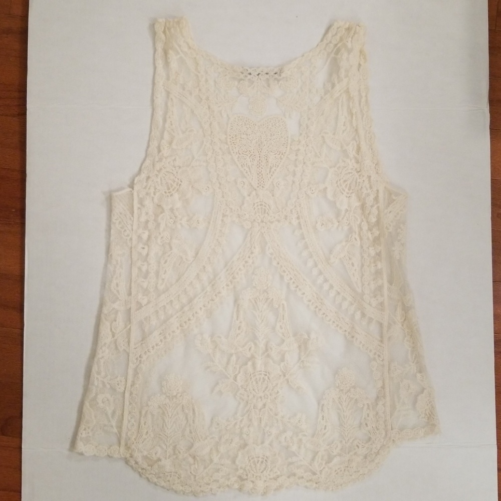 Dulcie lace tank top - Picture 4 of 5